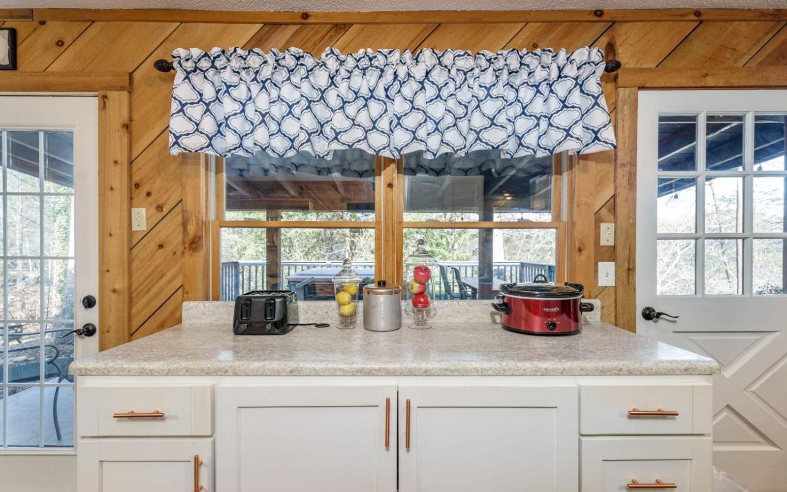 Wooded Bliss Hot Tub Single Level Cabin With No Steps Rocking Chairs And Wooded Views Pigeon Forge Ngoại thất bức ảnh